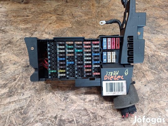 Mercedes B Class W245 (2005-2011) Biztosíték Tábla