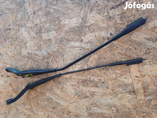 Mercedes B Class W245 (2005-2011) Első Ablaktörlő Kar Pár