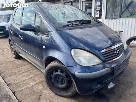 Mercedes-Benz A140 (2001) 1.4i 166940 Alkatrészek #M3813