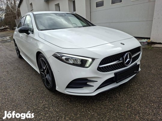 Mercedes-Benz A 180 AMG Line 101000 KM ! Navi !...