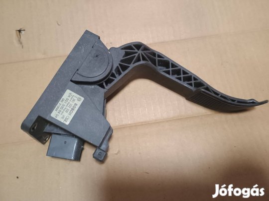 Mercedes-Benz A 901 300 0404 számú gázpedál