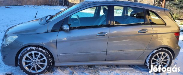 Mercedes Benz B 200 Turbo