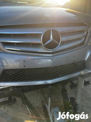 Mercedes-Benz C250 Kombi (2013) Bontott alkatrészek eladók