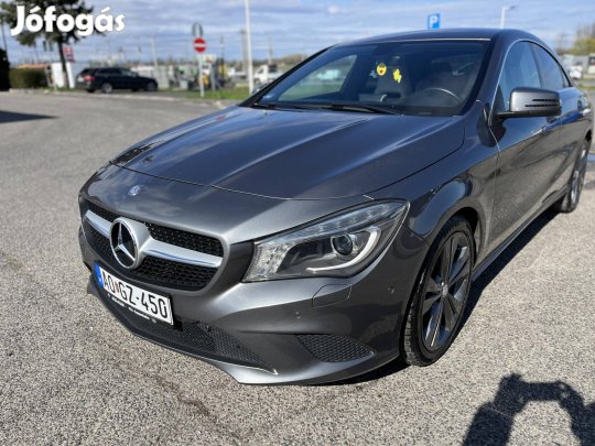 Mercedes-Benz CLA-Osztály CLA 200 7G-DCT igazol...