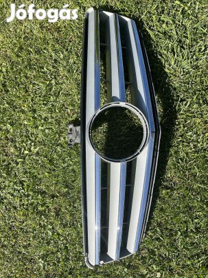 Mercedes-Benz C-class w204 hűtődíszrács