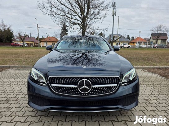 Mercedes Benz E350 D T model 9G Tronic személyautó eladó