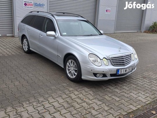 Mercedes-Benz E 220 T CDI Avantgarde (Automata)...