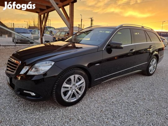 Mercedes-Benz E 250 CDI T Blueefficiency Elegan...