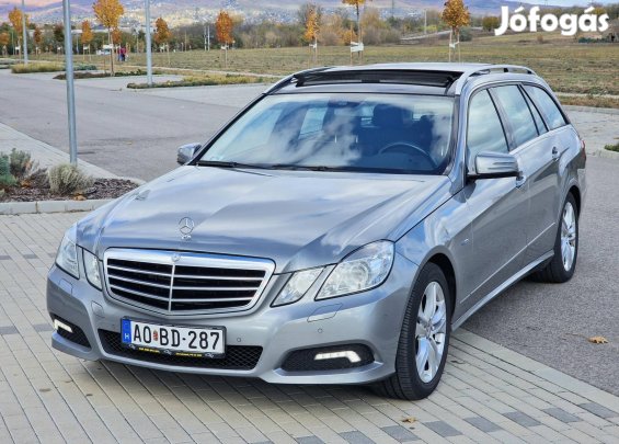 Mercedes-Benz E 350 CGI T Blueefficiency Avantg...