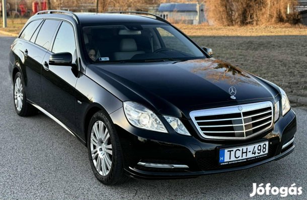 Mercedes-Benz E-Osztály E 300 CDI T Blueeff. Av...