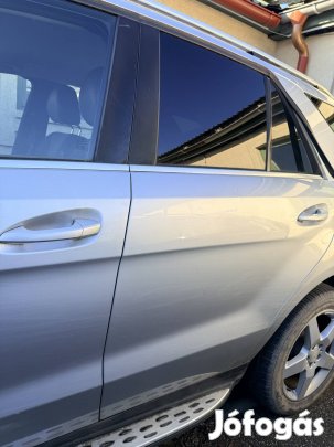 Mercedes Benz W166 ML bal hátsó ajtó