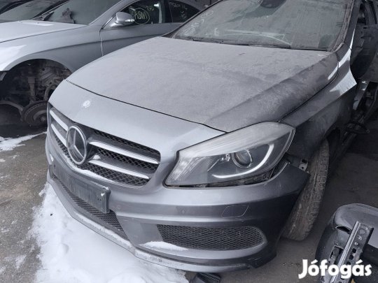 Mercedes Benz W176 A komplett csavaros eleje