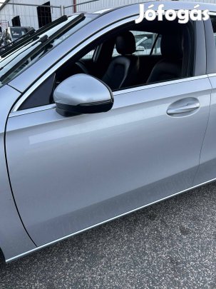 Mercedes Benz W177 A bal első ajtó