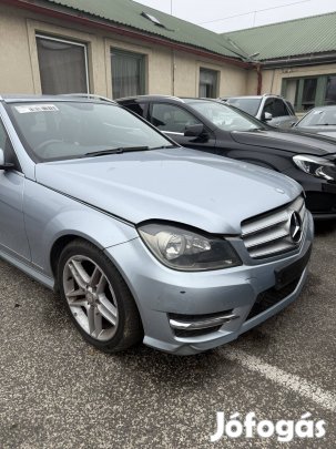 Mercedes Benz W204 C facelift komplett csavaros eleje