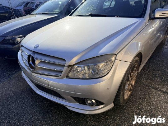 Mercedes Benz W204 C komplett csavaros eleje