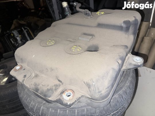 Mercedes Benz W205 C Adblue tartály A2054706901