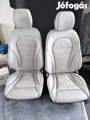 Mercedes Benz W205 C első ülések