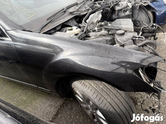 Mercedes Benz W221 S jobb első sárvédő