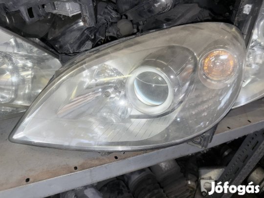 Mercedes Benz W245 B bal első fényszóró