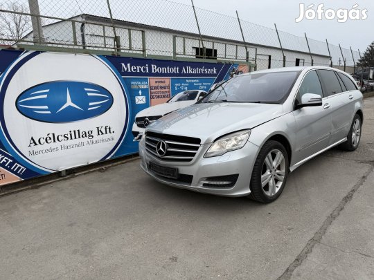 Mercedes Benz W251 R350CDI 4matic bontás