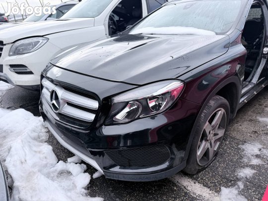 Mercedes Benz X156 GLA komplett csavaros eleje