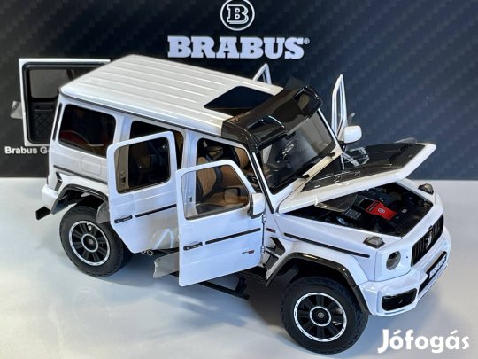 Mercedes Brabus G-osztály 800 G63 4x4 2023 1:18 Almost Real 