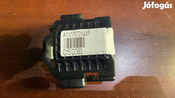 Mercedes CLA-class fedél tartó A1177670100 eladó