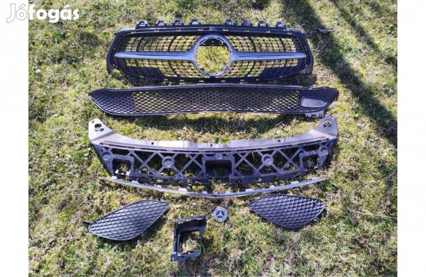 Mercedes CLA osztály első lökhárító betétek gyári 2013 -