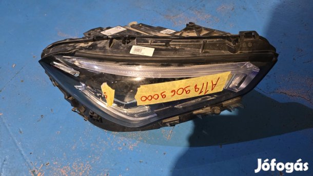 Mercedes CLA w118 jobb fényszóró eladó