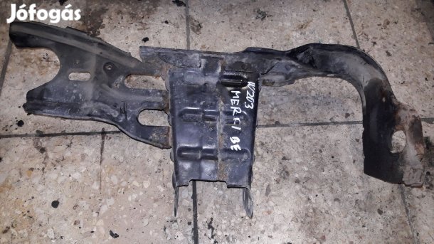 Mercedes C W203 Bal Első Lökhárító Tartó