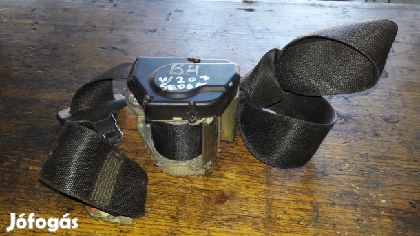 Mercedes C W203 Bal Hátsó Biztonsági Öv