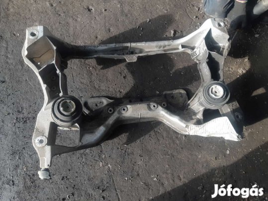 Mercedes C W203 Első Bölcső