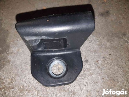 Mercedes C W203 Zár Ütköző