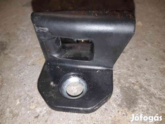 Mercedes C W203 Zár Ütköző