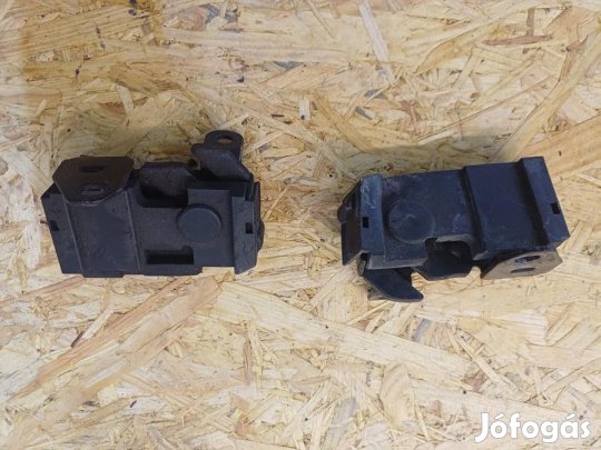 Mercedes C W204 (2007-2011) Motorháztető Zár