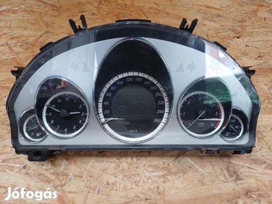 Mercedes E Class W212 (2009-2016) 2.2 Cdi Diesel Kilométeróra