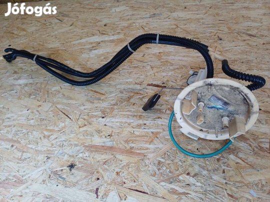 Mercedes E Class W212 (2009-2016) 2.2 Cdi Diesel Üzemanyagszint Jelad