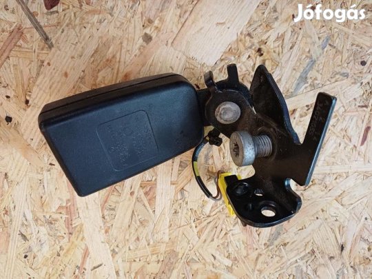 Mercedes E Class W212 (2009-2016) Bal Hátsó Biztonsági Öv Csat