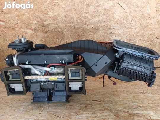 Mercedes E Class W212 (2009-2016) Fűtés Box