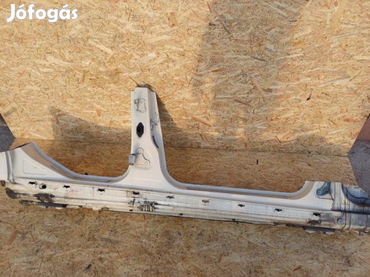 Mercedes E Class W212 (2009-2016) Jobb Küszöb