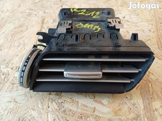 Mercedes E Class W212 (2009-2016) Jobb Szellőző