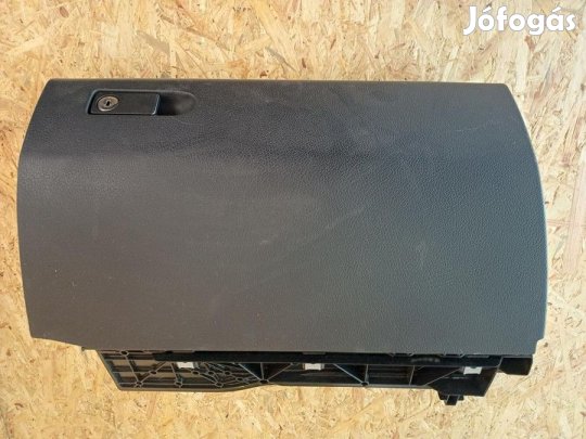 Mercedes E Class W212 (2009-2016) Kesztyűtartó