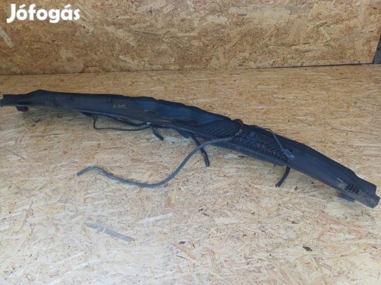 Mercedes E Class W212 (2009-2016) Levélrács