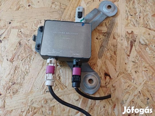 Mercedes E Class W212 (2009-2016) Rádió Erősítő