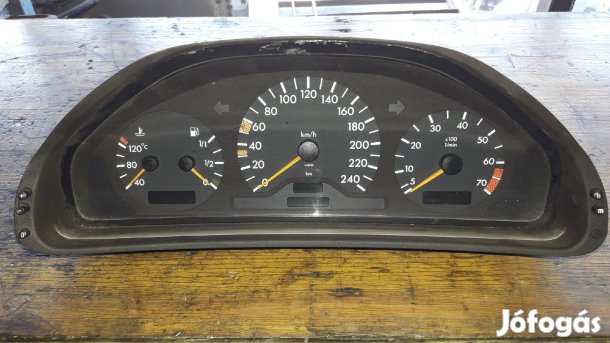 Mercedes E W210 Óraegység / Kilométeróra