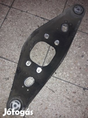 Mercedes E W211 Differenciálmű Tartó Konzol