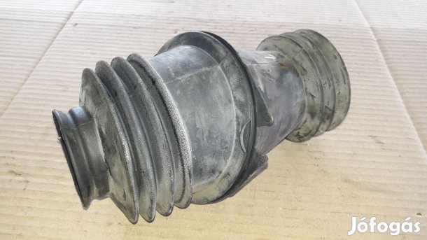 Mercedes E W211 Kormánykardán Átvezető