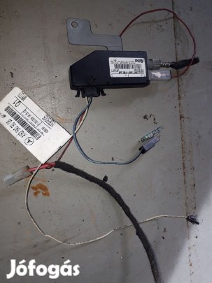 Mercedes ML 270 Antenna Erősítő
