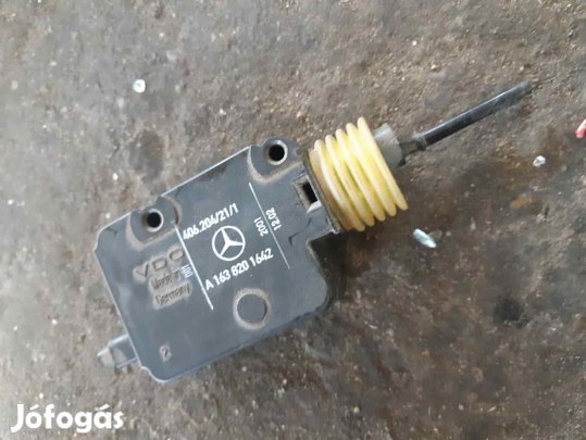 Mercedes ML 270 Tankajtó Zár Motor