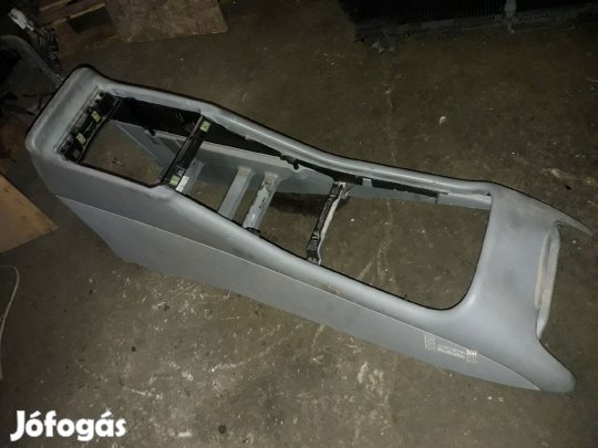 Mercedes ML 350 Középbox